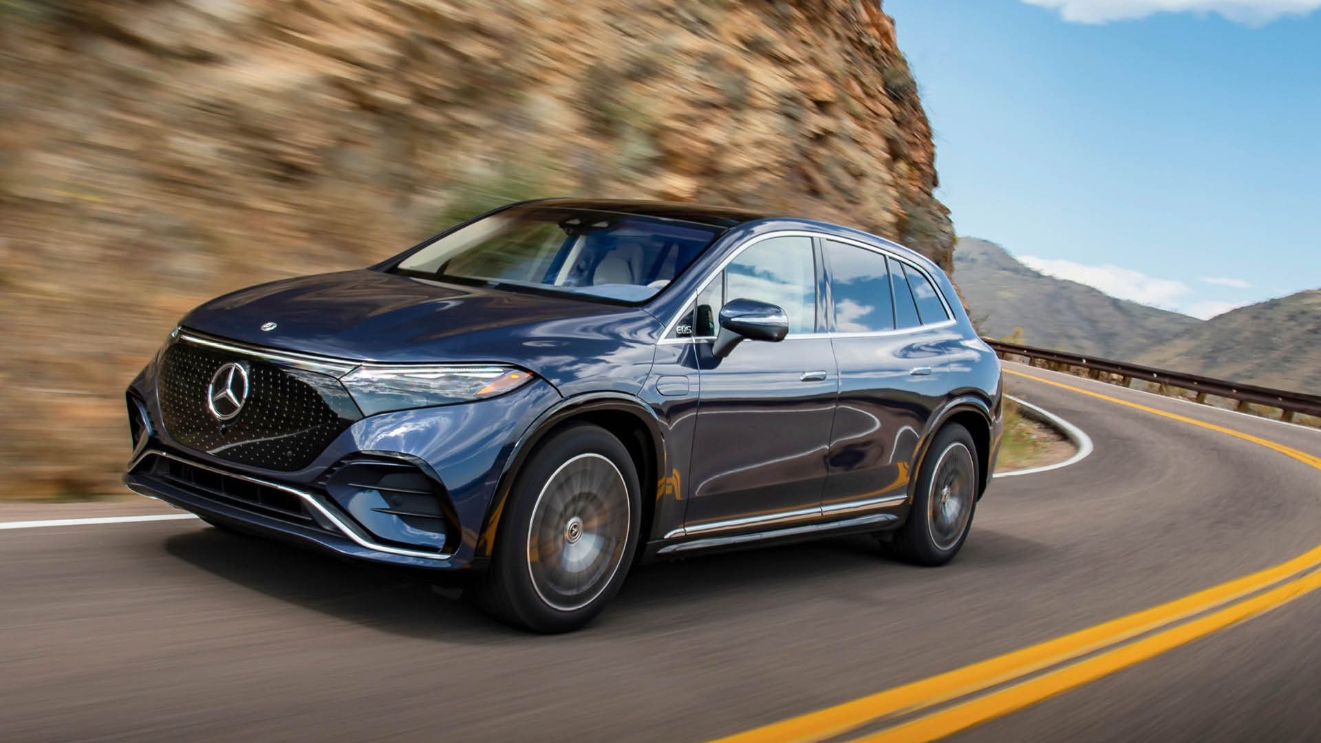 Mercedes-Benz EQS SUV 2025